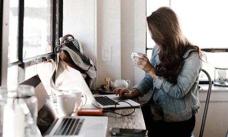 Cinco termos para llevarte el café desde casa en la vuelta a la oficina