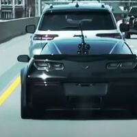 "Demuestra lo idiota que es este tipo". Se viralizó por subir fechorías a bordo de su Corvette Z06 y tras embestir a la policía le han detenido