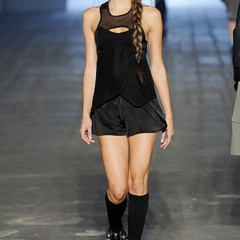 Foto 2 de 6 de la galería largas-trenzas-por-alexander-wang-para-la-primavera-verano-2010 en Trendencias