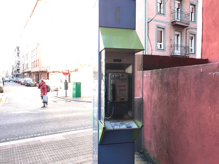 Las cabinas telefónicas reciben un año de oxígeno, pero si nadie lo remedia desaparecerán en 2018