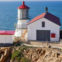 Este faro de California ofreció alojamiento gratis a cambio de cuidar el lugar: 313 escalones, mucho frío y hasta posibilidad de ratones