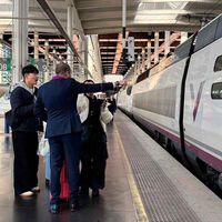 Si la pregunta es qué pasa con las indemnizaciones por retraso en los trenes, está empleada de Renfe lo sabe: despedida por apropiarse de las que no reclamaban los pasajeros