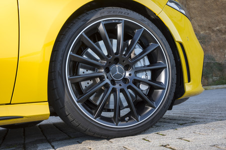 Mercedes-AMG A35 llantas 