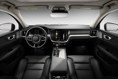 Volvo V60 Cross Country interior