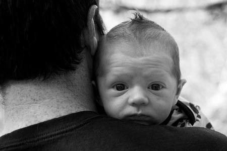 La foto de tu bebé en junio: con papá