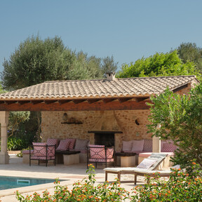 Maravillosa reforma de una antigua casa rural en Mallorca, que incluye una pequeña y acogedora vivienda anexa