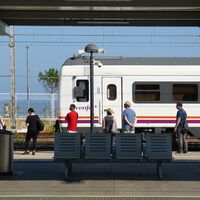 Nuevas rutas en tren gratuitas: cuáles son, cuándo estarán activas y qué abonos necesitas para viajar en ellas 