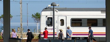 Nuevas rutas en tren gratuitas: cuáles son, cuándo estarán activas y qué abonos necesitas para viajar en ellas 
