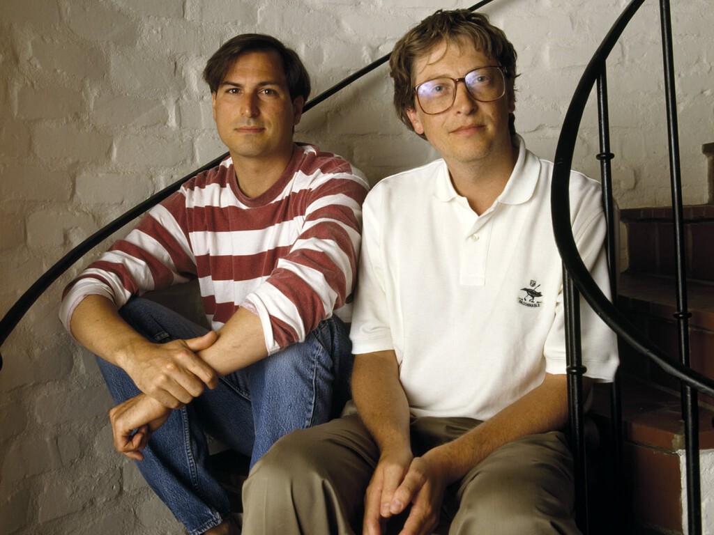 Estaba en horas bajas, pero Steve Jobs ya ponía en su sitio a Bill Gates: la entrevista fue en su casa y bajo sus condiciones