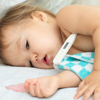 El semáforo de colores que nos dice cuándo acudir a urgencias con bebés y niños 