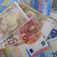 España nunca se ha financiado de forma tan barata: así son los eurobonos que se han emitido por primera vez