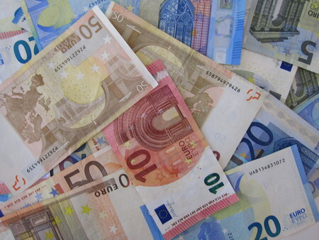 España nunca se ha financiado de forma tan barata: así son los eurobonos que se han emitido por primera vez