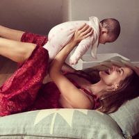 “La lactancia debería de ser un derecho como mínimo hasta los 6 meses”: la vuelta al trabajo de Ariadne Artiles y su defensa de la lactancia materna