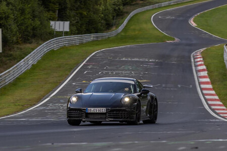 Porsche 911 992 fase 2 Record Nurburgring