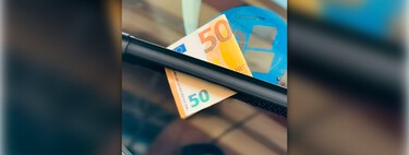 ¿Un billete de 50 euros en el parabrisas del coche? La Policía Nacional avisa: no bajes a cogerlo