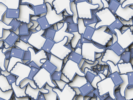 Facebook y Zuckerberg lo admiten: si estás en Facebook deberías asumir que tus datos han sido comprometidos