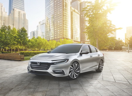 El Honda Insight Prototype es un Civic Hybrid en el cuerpo de un Accord... y sí, rival del Prius