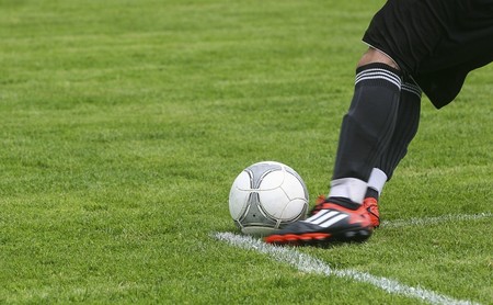 Un juez habilita a Telefónica para que pueda ordenar el bloqueo de webs de fútbol online sin derechos y similares