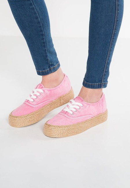 Alpargatas Pier one rebajadas un 50%, puedes hacerte con ellas por sólo 19,95 euros y envío gratuito
