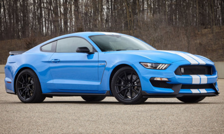 El 2017 Shelby Mustang GT350 estrena un paquete "Track" de serie