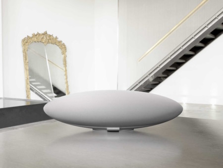 Bowers & Wilkins amplía su catálogo y lanza el altavoz inalámbrico White Zeppelin