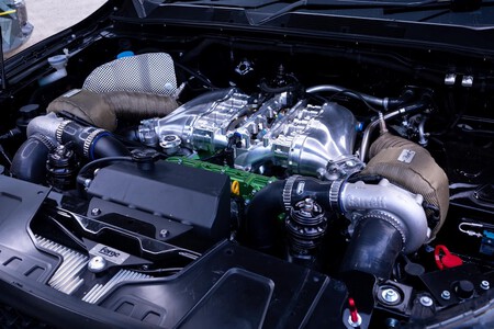 Nissan Navara R 3