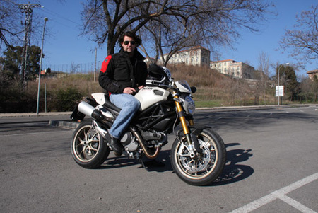 Ducati Monster 1100 S