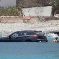Este BMW Serie 1 nadador, a remojo en aguas griegas