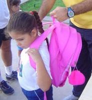 El peso de las mochilas escolares es regulado en Italia por Proyecto de Ley