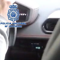 Detienen a un famoso youtuber por ir a 233 km/h en una vía de 80 km/h... a bordo de un Lamborghini prestado por un seguidor