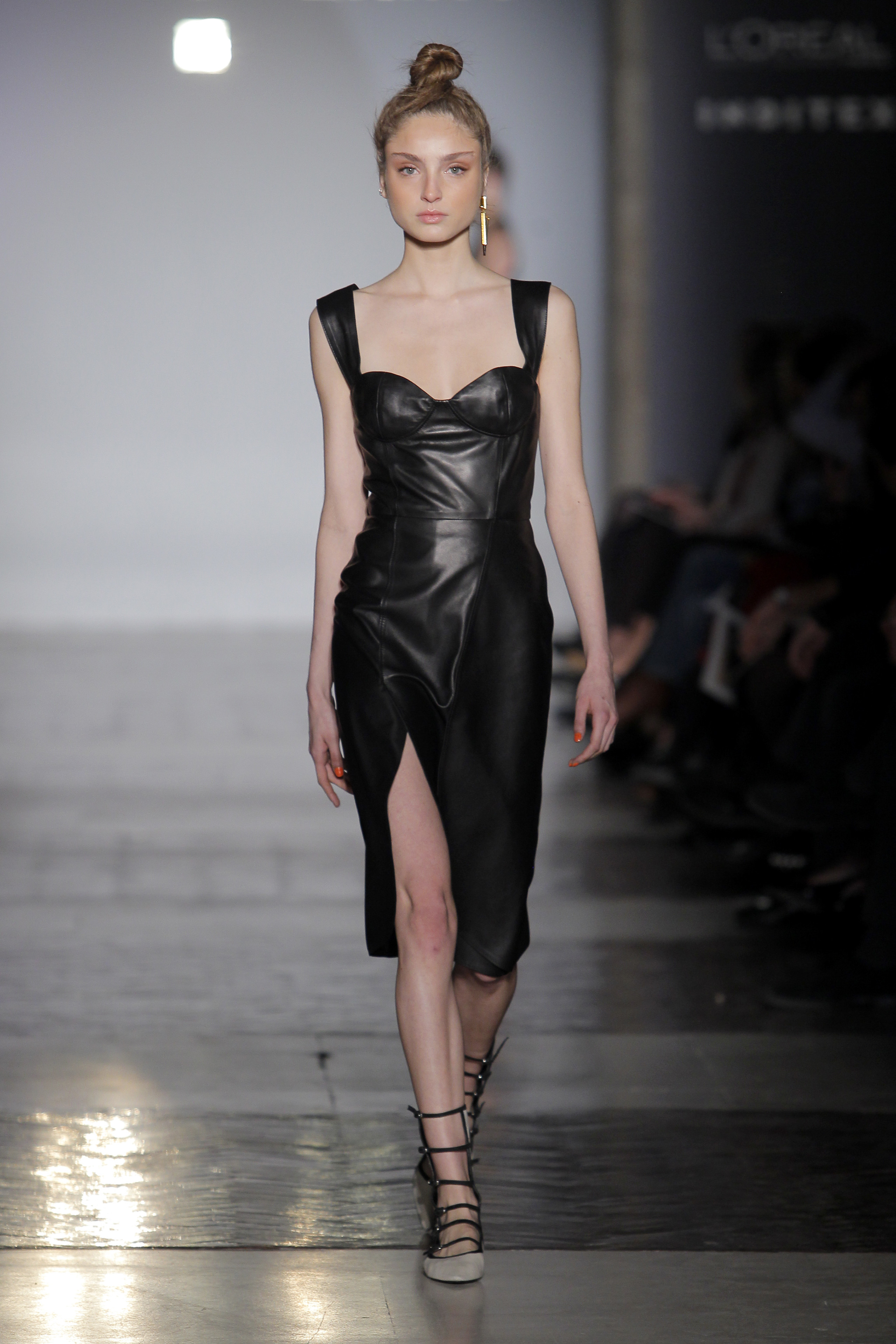 Foto de Roberto Verino Primavera 2017 (11/19)