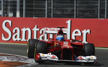 Antológica victoria de Fernando Alonso en el Valencia Street Circuit