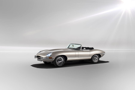 Jaguar fabricará "en serie" el primer coche eléctrico clásico, el E-Type Zero eléctrico