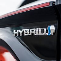 Toyota presentará dos modelos híbridos completamente nuevos el próximo 18 de mayo