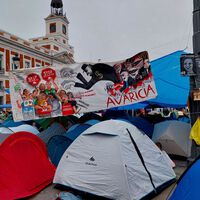 "Son cuatro gatos": la acampada de Sol lleva ya semanas activa y Almeida ha reclamado un censo para saber cuánta gente hay