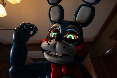 'Five Nights At Freddy's 2' rompe todos los récords en taquilla en uno de los mejores fines de semana del año, pero Disney no se deja vencer tan fácilmente 