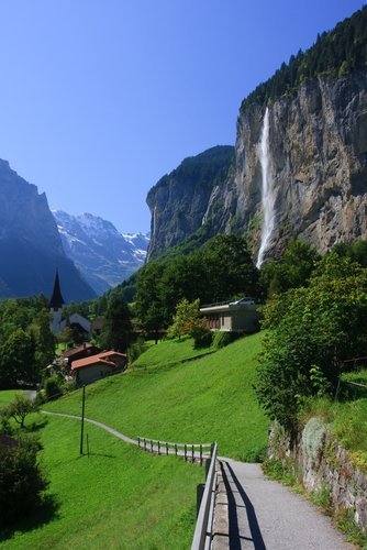 El valle de las 72 cascadas suizas