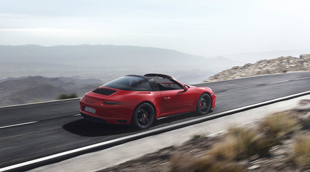 Porsche 911 Carrera Targa GTS 2017