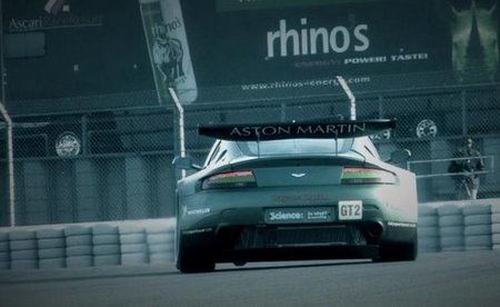 Titan Movie: Las carreras a ritmo de música clásica