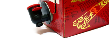 Bag in box: el mejor formato para conservar vinos jóvenes y aceite es el que menos nos gusta (porque nos parece cutre) 