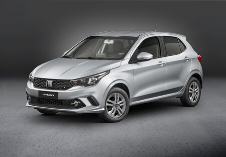 El Fiat Argo 2022 actualiza sus versiones para México con una opción más accesible con caja automática