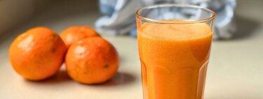 Smoothie de mandarina y zanahoria, una receta que concentra mucha vitamina C en pocos minutos  
