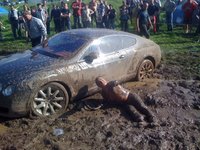 Dolorpasión™: hacer esto a un Bentley es inmoral