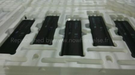 La primera imagen filtrada de la posible batería del iPhone 6 confirma un incremento de su tamaño