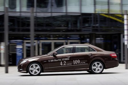 Mercedes-Benz presentará en Detroit sus nuevos híbridos basados en la Clase E