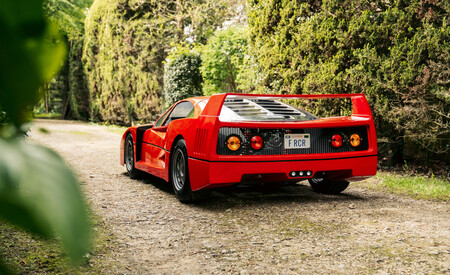 F Racer Junior, Ferrari F40 a escala para niños, a subasta
