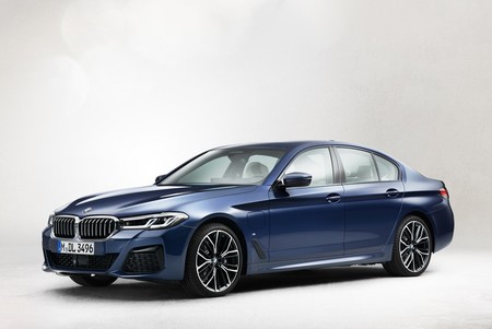 El nuevo BMW Serie 5 filtra su aspecto definitivo: más Serie 7 por delante, aunque sin la parrilla enorme