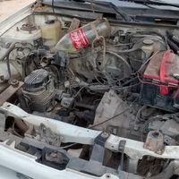 Un mexicano instaló un motor de una Italika a su Ford Escort con una botella de Coca como tanque: lo increíble es que supera los 70 km/h 