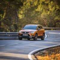 Así se mueve el SEAT Ateca, en vídeo y con pequeñas salidas del asfalto