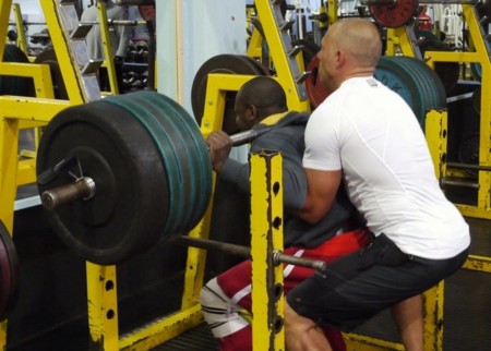 Entrenar solo vs acompañado: Pros y contras